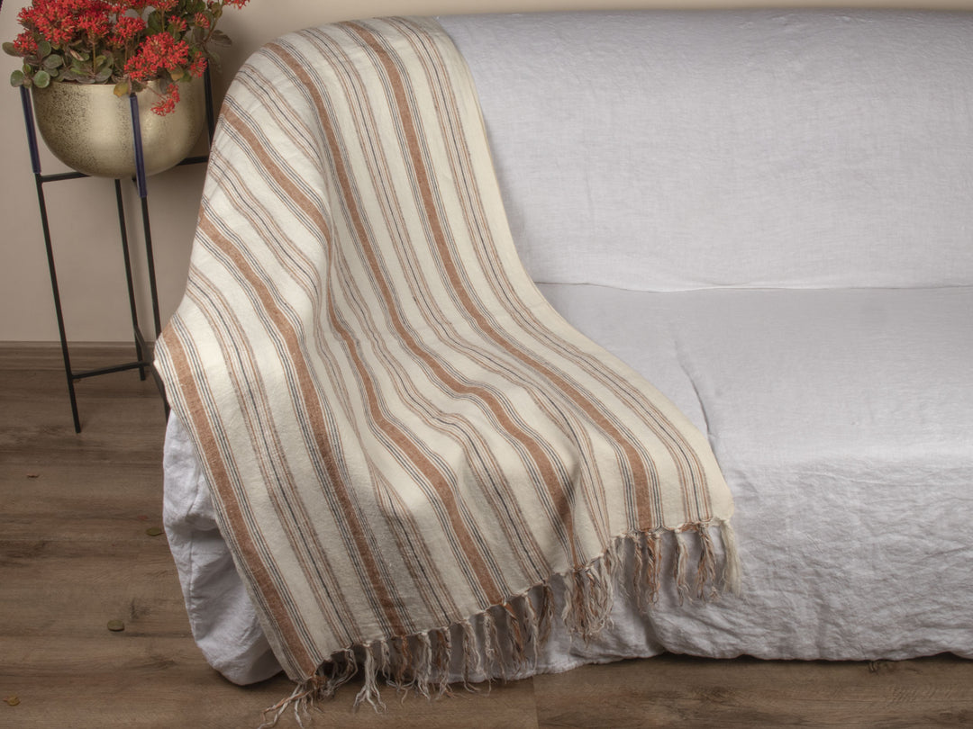 Stonewashed 350gsm Yarn-Dyed 100% Linen Throw | 21192