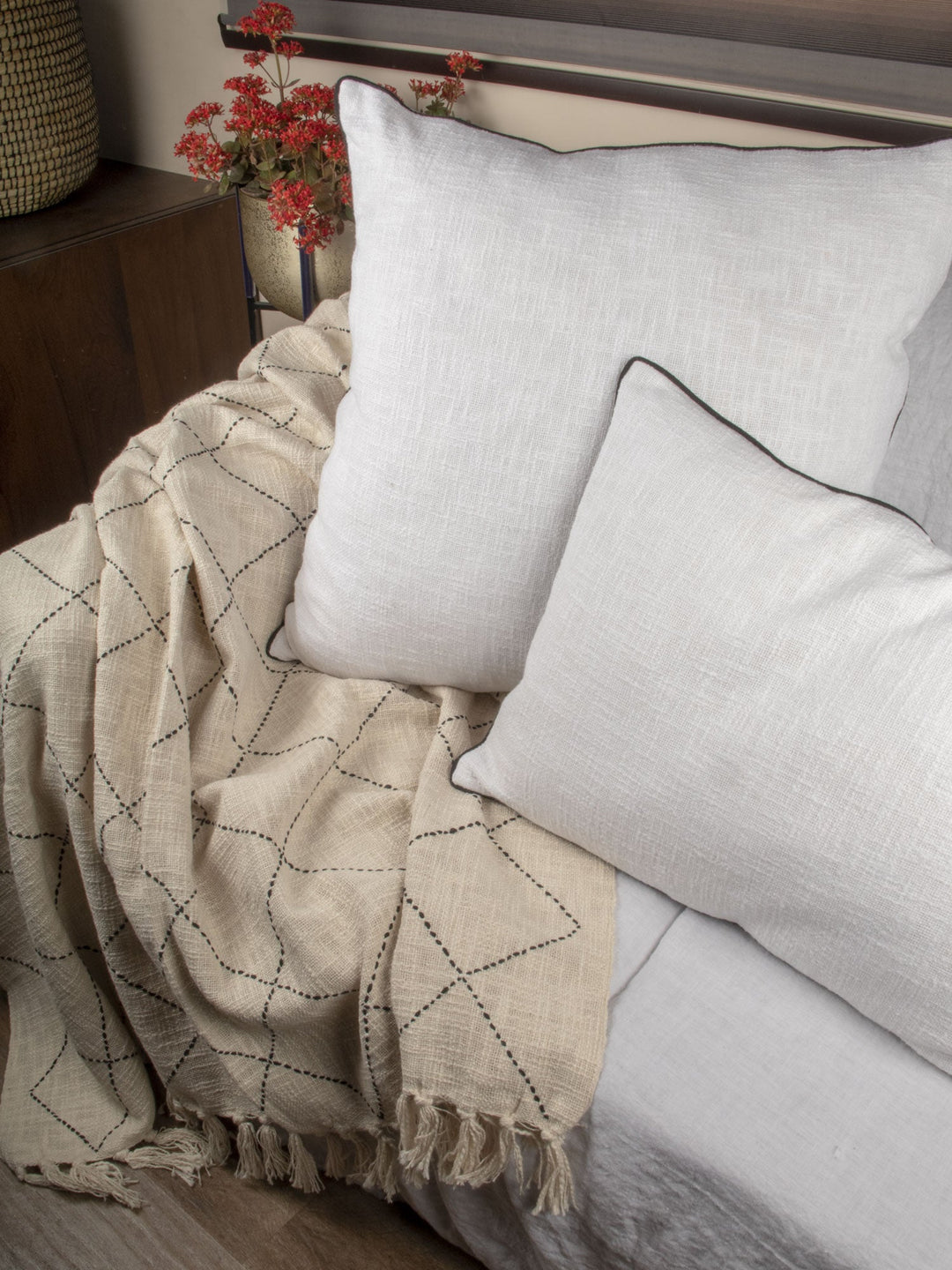 375gsm Hand embrodiered Raw  Cotton Throw  | 23324