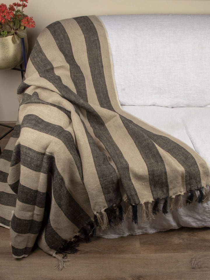 Stonewashed striped Heavy  Linen Throw | 31059